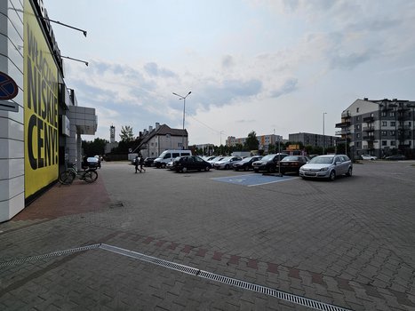 Galeria Arena Płońsk ul. Młodzieżowa 28-2