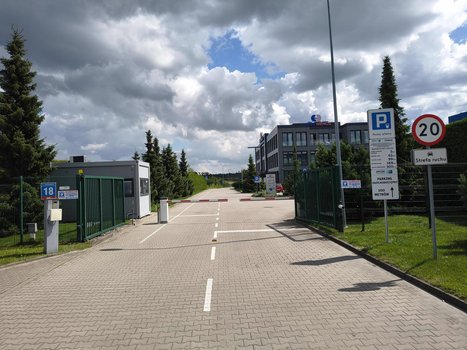 Parking Lotniskowy Gdańsk ul. Spadochroniarzy 18-1