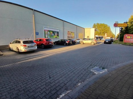 Biedronka Władysławowo ul. Starowiejska 25-4
