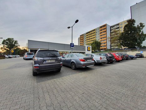 Lidl Sosnowiec ul. 1 Maja 82-1