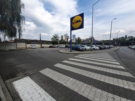 Lidl Chorzów ul. 16 Lipca 2-3