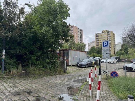 Parking Rybnik ul. Dworek 9-1