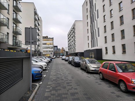 c.jpg Biedronka Warszawa ul. Wynalazek 3f-3