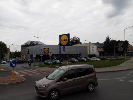 Lidl Tarnów ul. Lwowska 45-2