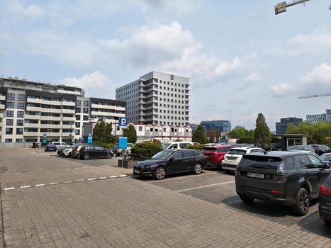 Parking Warszawa ul. Postępu 18-4