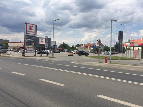 Kaufland Oława ul. Iwaszkiewicza 4-1