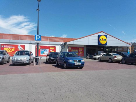 Lidl Wieluń ul. 18 Stycznia 11-1