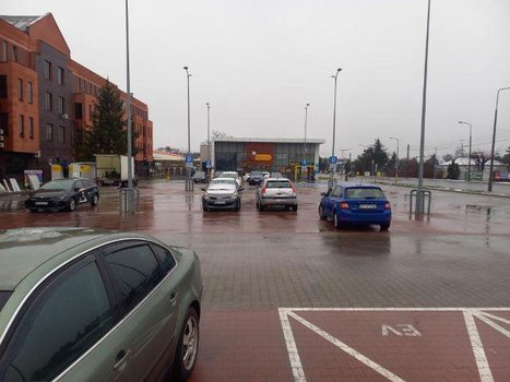 Biedronka Warszawa ul. Animuszu 1-2