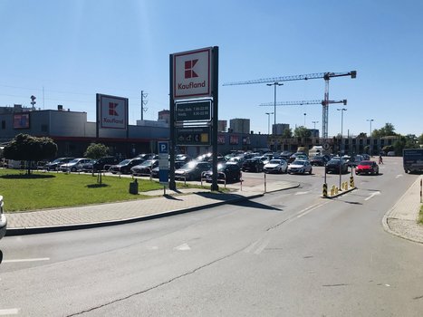 Kaufland Kraków ul. Norymberska 1-4