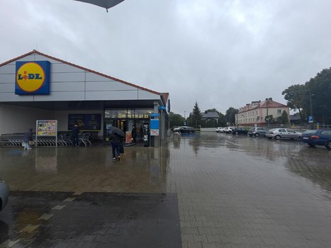 Lidl Starachowice ul. Kopalniana 21-8