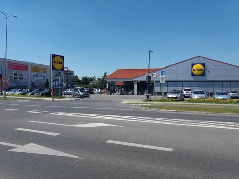 Lidl Wieluń ul. 18 Stycznia 11-3