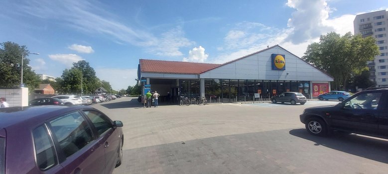 Lidl Stalowa Wola ul. Poniatowskiego 26b-1