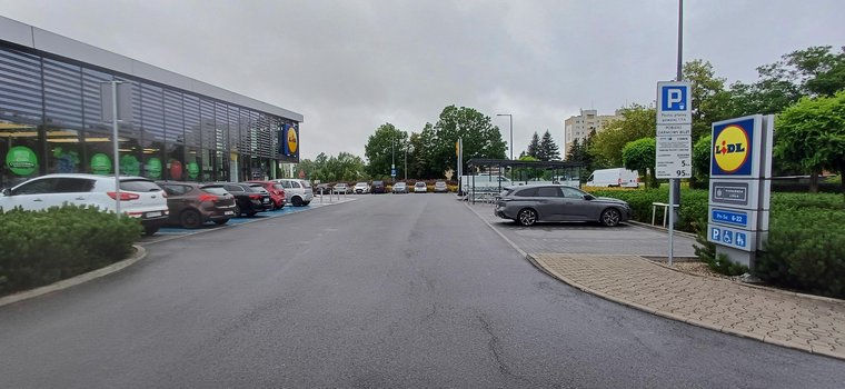 Lidl Krosno ul. Lwowska 49-3