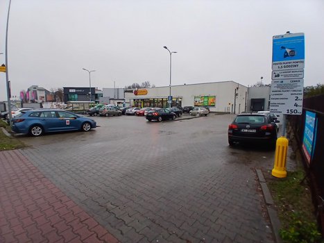 Biedronka Raszyn ul. Sportowa 1-1