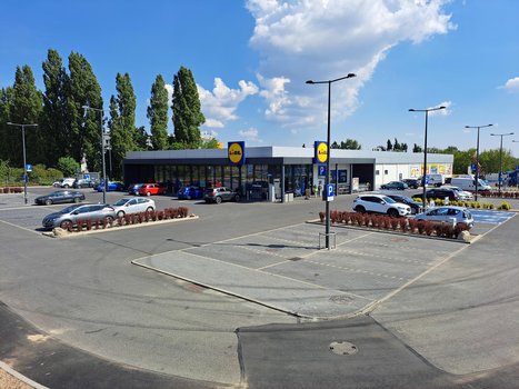 Lidl Poznań ul. Naramowicka 142-3