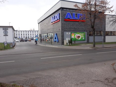 Aldi Radomsko ul. Wyszyńskiego 14-2