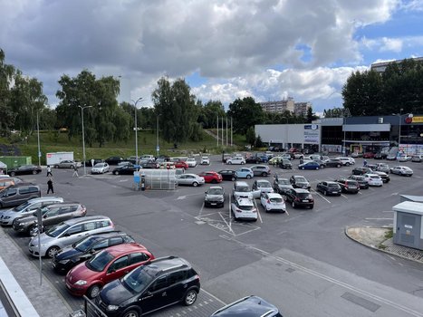 CH Gwarek Jastrzębie Zdrój ul. Harcerska 1b-3