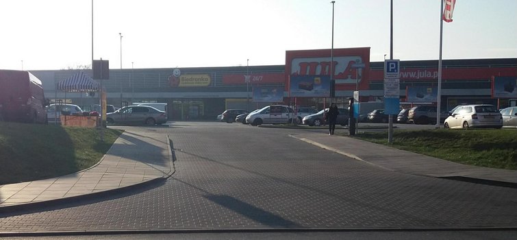 Retail Park Szczecin ul. Mieszka I 63-3
