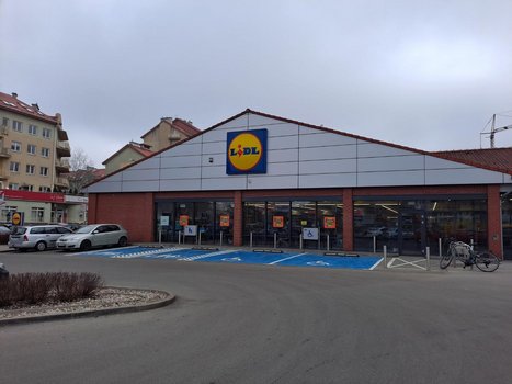 Lidl Warszawa Powstańców Śląskich 72-3