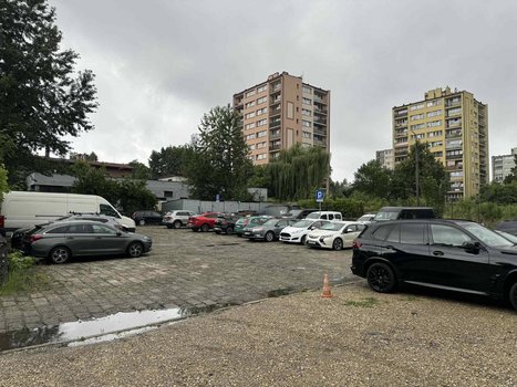 Parking Rybnik ul. Dworek 9-2