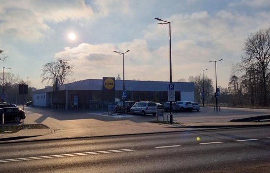 Lidl Praszka ul. Piłsudskiego 37-2