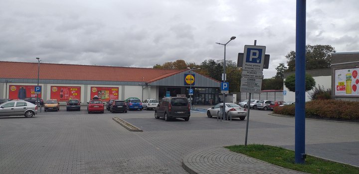 Lidl Miechów ul. Racławicka 31-1