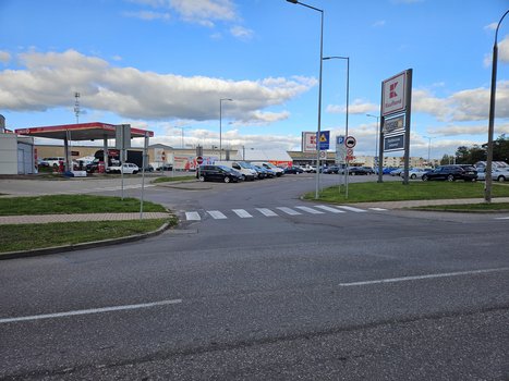Kaufland Suwałki ul. Wierusza - Kowalskiego 2-3