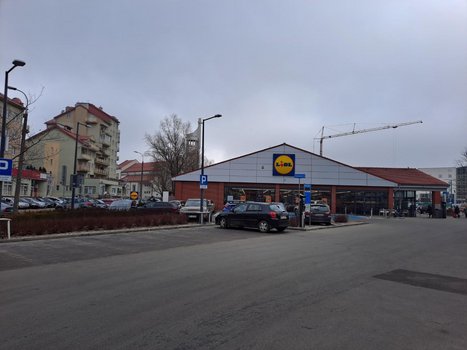 Lidl Warszawa Powstańców Śląskich 72-1