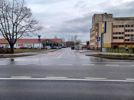 Lidl Tarnobrzeg ul. Sikorskiego 6a-1