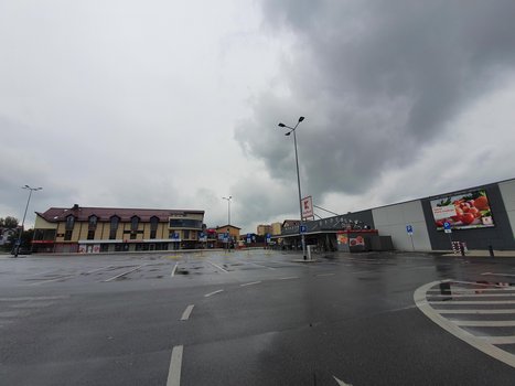 Kaufland Oświęcim ul. Królowej Jadwigi 11-2