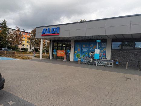 Aldi Częstochowa Botaniczna 37-4