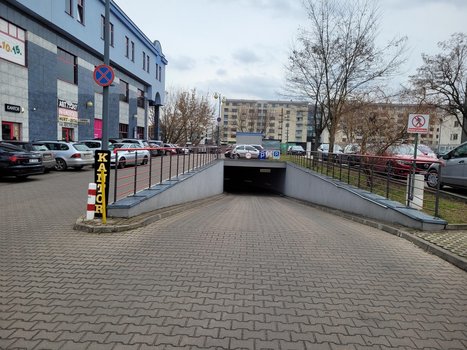 Błękitne Centrum Legionowo ul. Piłsudskiego 31-2