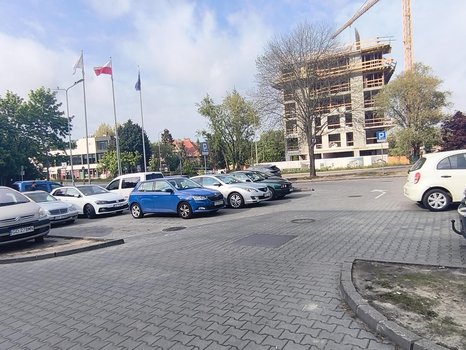 Parking Gdańsk ul. Trzy Lipy 3-3