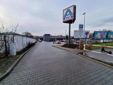 Aldi Katowice ul. Bożogrobców 20-1