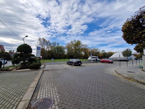 a.jpg CS Cascada Kraków ul. Szuwarowa 1-1