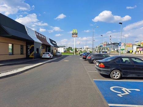 McDonald’s Poznań ul. Rzeczna 2-3