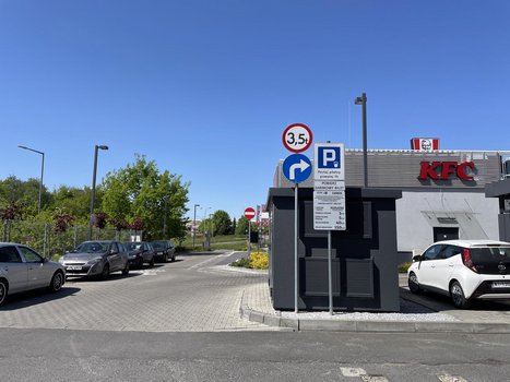 KFC Jastrzębie Zdrój ul. Harcerska 1b-1