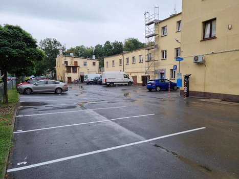 Parking Trzebnica ul. św. Jadwigi 7-3