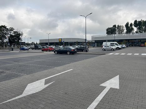 c.JPEG PH Ławica Poznań ul. Bukowska 273-3