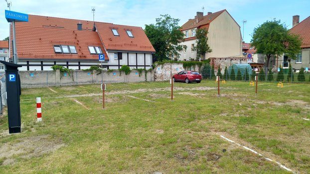 Parking Ustka ul. Sprzymierzeńców 11-1