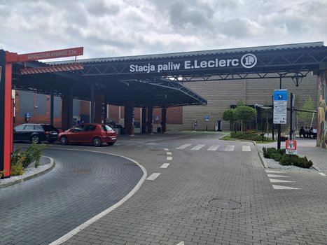 Stacja Paliw Leclerc Jarosław ul. Sikorskiego 2a-2