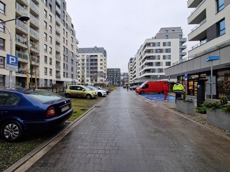 Kraków os. Bohaterów Września 86-1