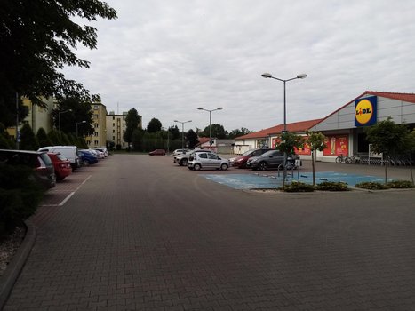 Lidl Tarnów ul. Szujskiego 42-1