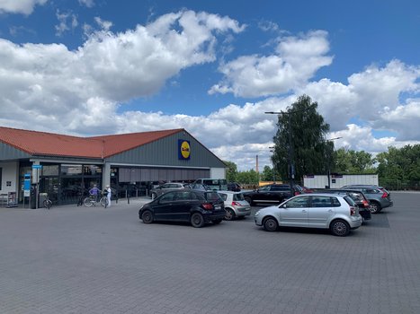 Lidl Tomaszów Maz. ul. Mościckiego 35-2