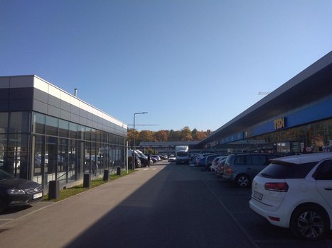 Lidl Kraków ul. Czerwone Maki 33-3