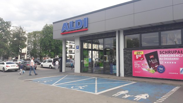 Aldi Toruń ul. Asnyka 2-4