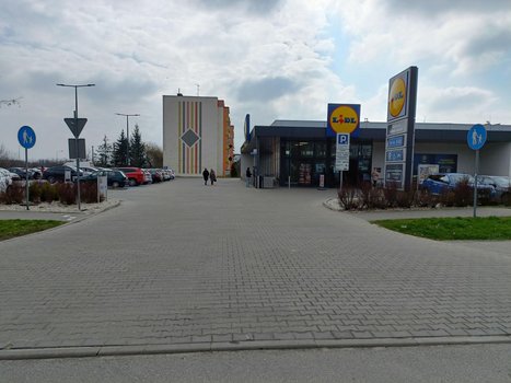 Lidl Radomsko ul. Jagiellońska 24a-1