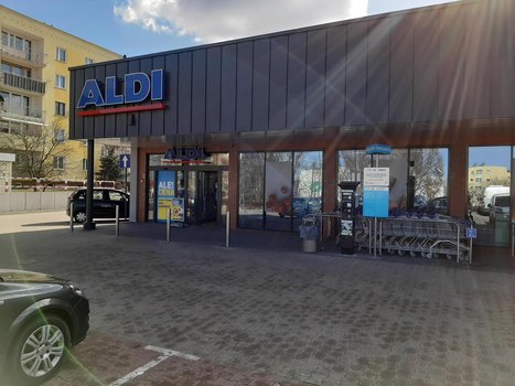 Aldi Zielona G. Wyszyńskiego 22-1