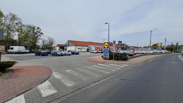 Lidl Oborniki ul. Lipowa 16a-3