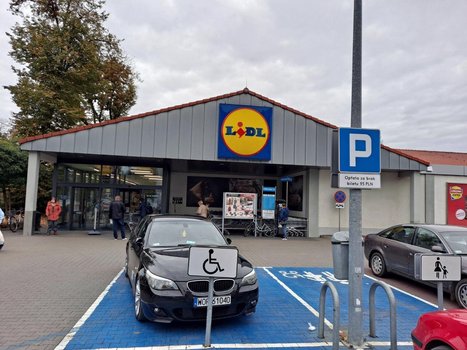 Lidl Ostrów Mazowiecka Sienkiewicza 4-4